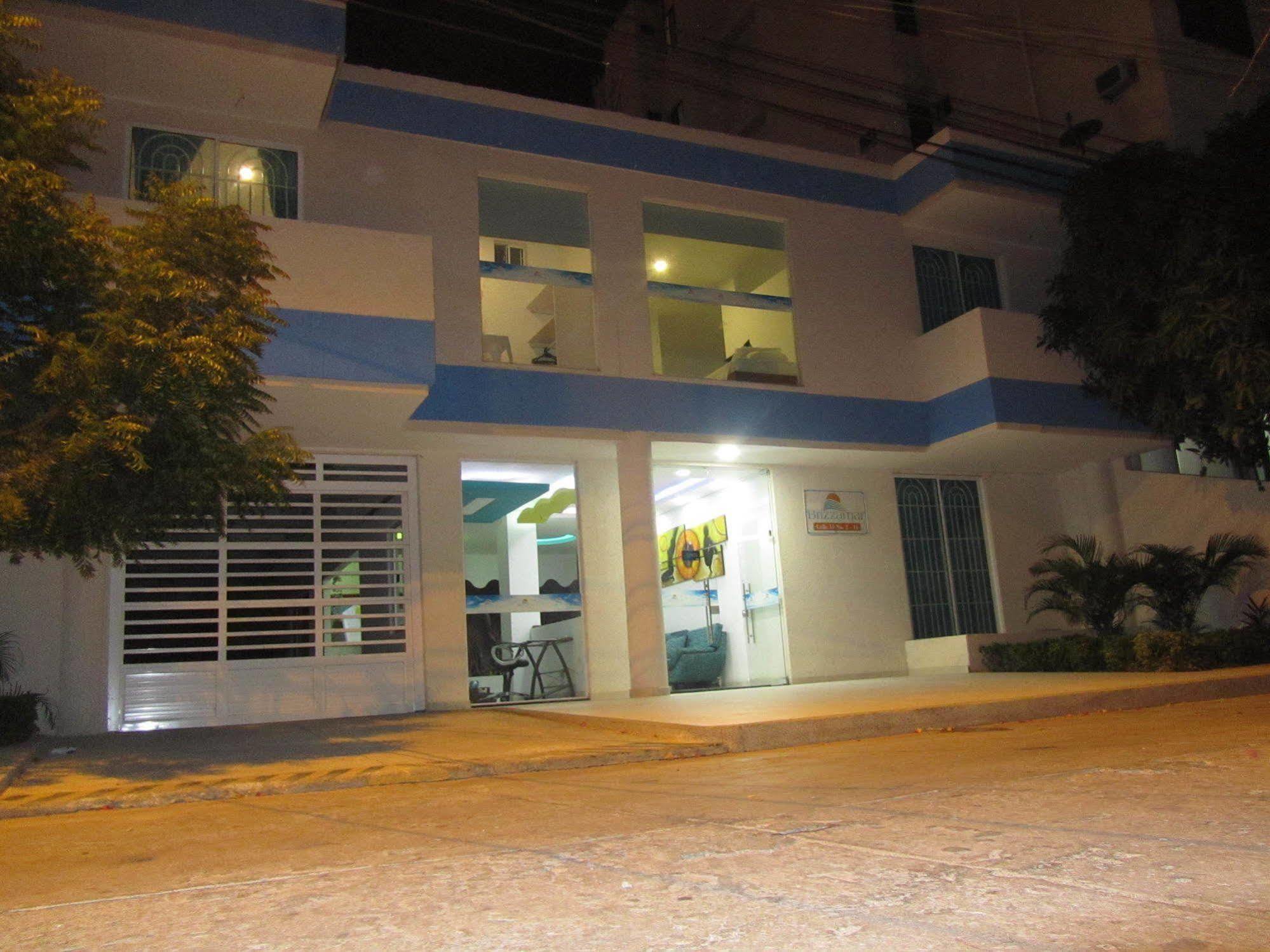 Brizzamar Hotel Santa Marta  Exterior photo
