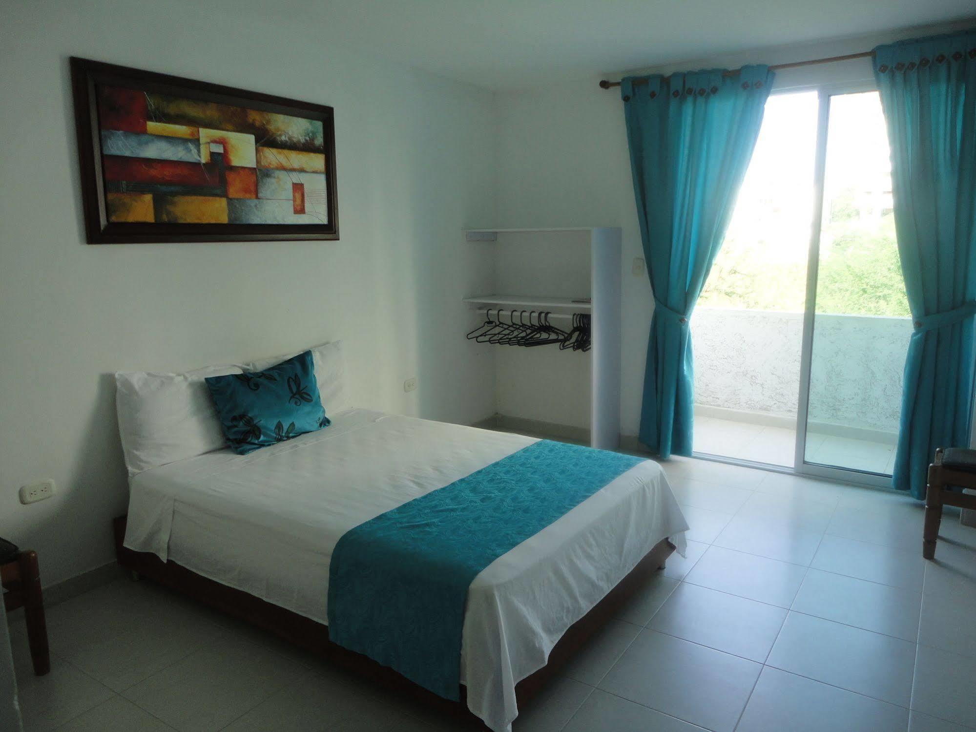 Brizzamar Hotel Santa Marta  Exterior photo