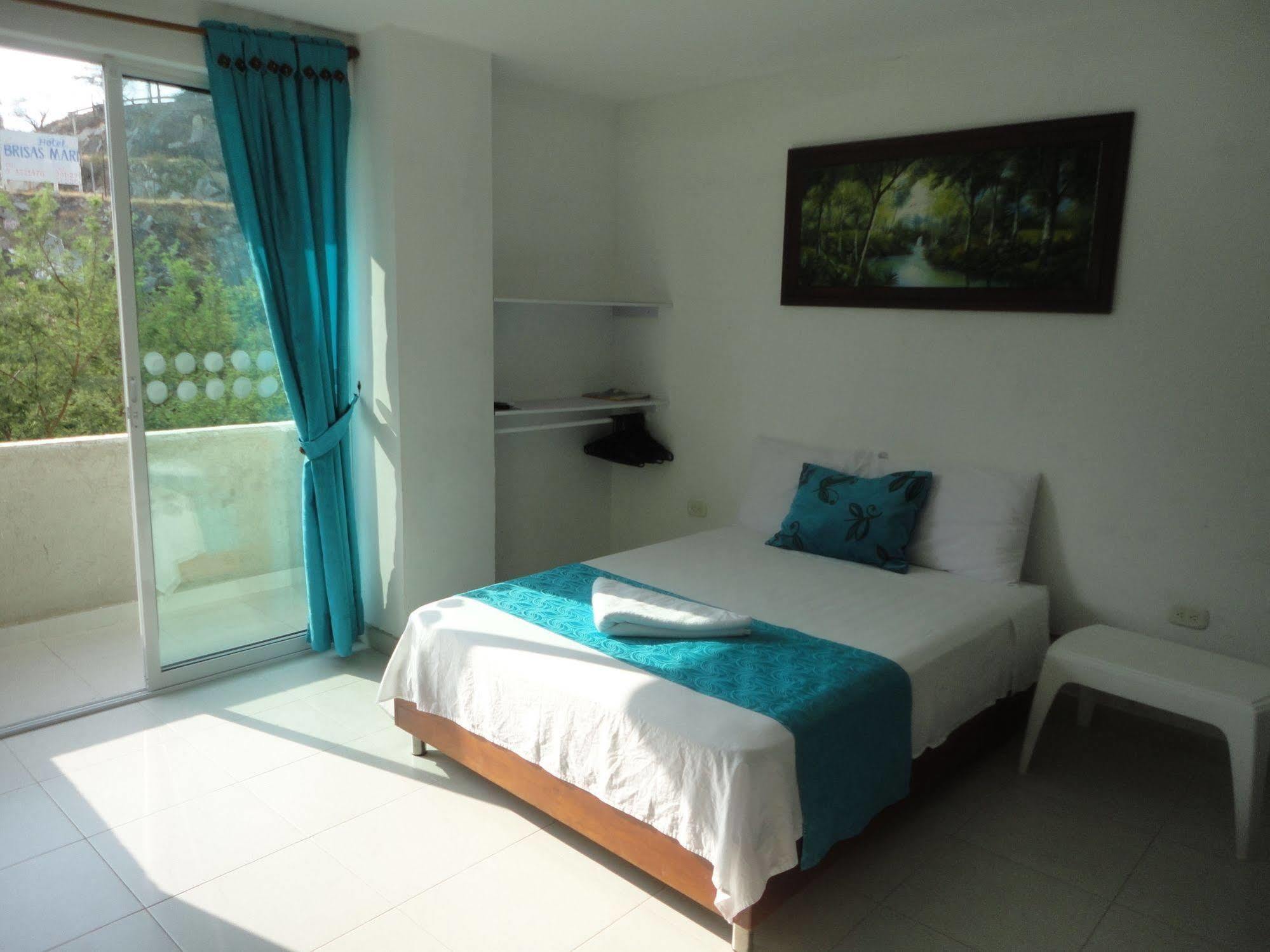 Brizzamar Hotel Santa Marta  Exterior photo