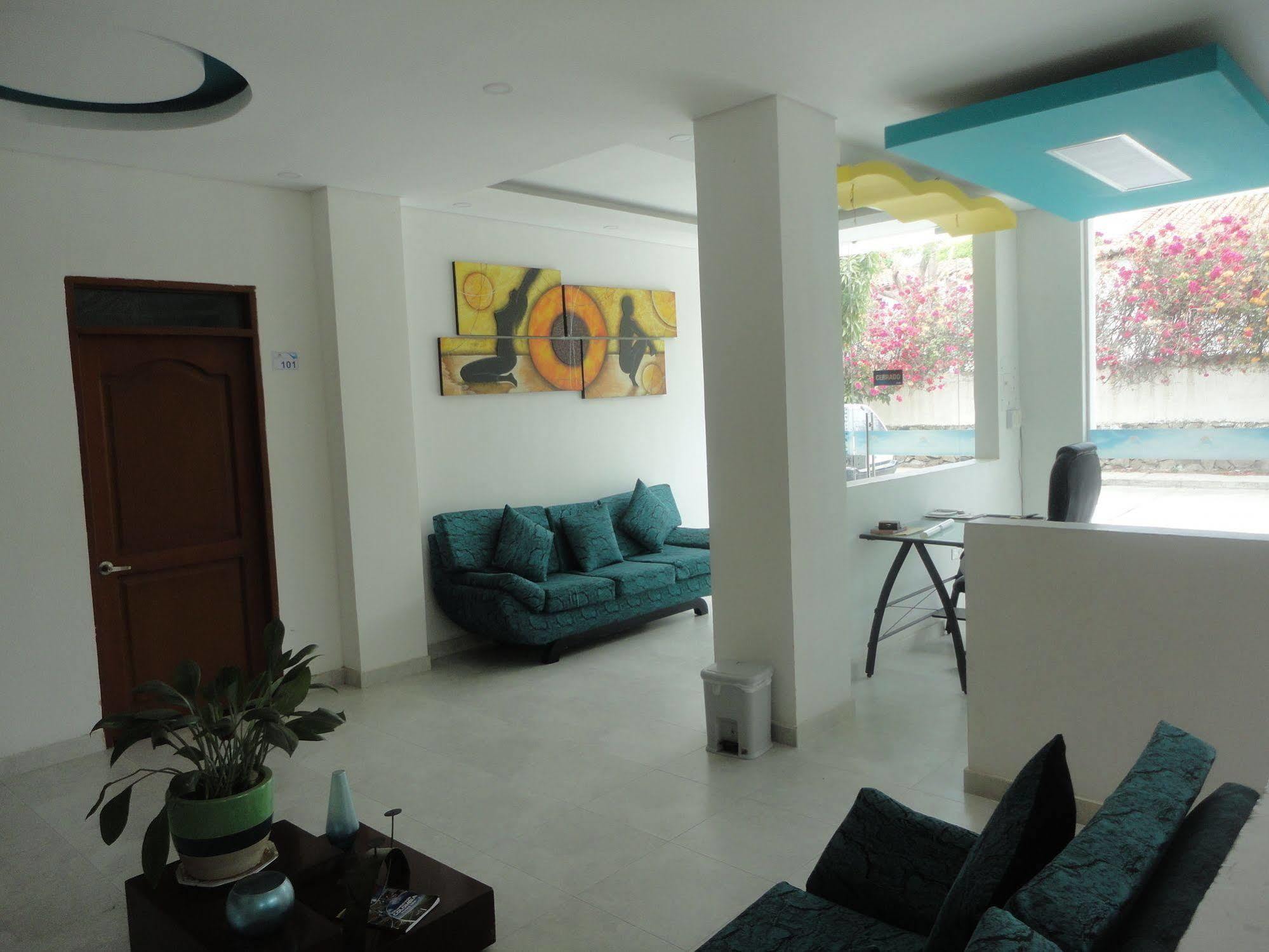 Brizzamar Hotel Santa Marta  Exterior photo
